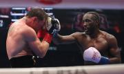 ‘Canelo’ Álvarez cae ante Terence Crawford y pierde sus títulos de campeón de boxeo