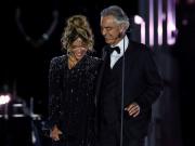 Karol G dio un emocionante concierto en el Vaticano junto a Andrea Bocelli, John Legend y otros enormes artistas