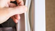 Cómo arreglar la goma de la puerta de la heladera: con un truco rápido y sencillo