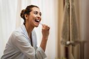 Desmancha los dientes con esta efectiva fórmula casera: prepárala a base de bicarbonato de sodio