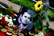 Decenas de personas, entre ellas periodistas, profesores o bomberos, fueron despedidas por comentarios sobre asesinato de Charlie Kirk