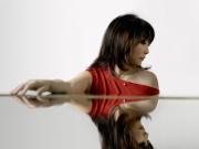 Vuelve la pianista estadounidense Claire Huangci, con un programa vibrante y apasionado que va de Ravel a Mussorgsky