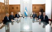 Hay plata: en pleno conflicto con gobernadores, Milei envió fondos de ATN a cuatro provincias