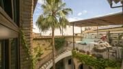 El hotel más pequeño de Córdoba recomendado por la Guía Michelin: un oasis romántico con solo seis habitaciones