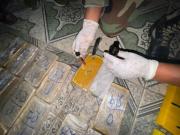 Hallan 374 kilos de cocaína y 102 de pasta base en operativo antidroga