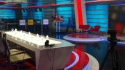 Entró a las puñaladas a un canal de TV provocando lesiones y destrozos, y fue detenido