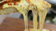 Se viene la noche de la pizza y la empanada