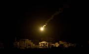 Bombardeos israelíes contra torres residenciales en Gaza