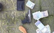 Robo, persecución y tiros en un barrio de La Plata: un ladrón recibió un balazo y fue trasladado a un hospital