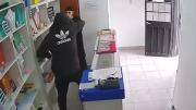 Corrientes: quiso robar una tienda con un destornillador y le dieron una paliza