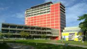 La impactante brecha salarial entre los profesores de la UCAB y la UCV