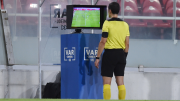 El llamativo cambio en el VAR que anunció la CONMEBOL para los cuartos de las copas