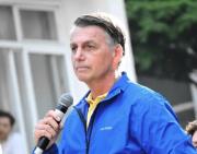 Trasladan de urgencia a un hospital al expresidente brasileño Jair Bolsonaro