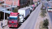 Crisis en Bolivia: ocho de cada diez camiones están parados por la falta de diésel
