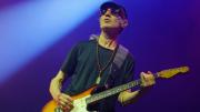 Skay y sus poderosos Fakires llenaron de rock el Auditorio Ángel Bustelo