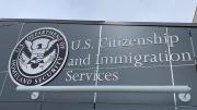 USCIS: estas son las demoras en las solicitudes de residencia y ciudadanía