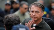 Bolsonaro, sometido a exámenes tras ingresar de urgencia a hospital