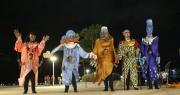 David Gardiol pone en marcha una ‘mini escuela’ de marionetas gigantes en Chimbas