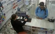Así cayó en el centro de La Plata un ladrón tras el robo a un comercio de celulares