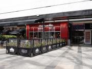 La caída del consumo empuja a los shoppings a la reconversión: invierten US$ 5,1 millones para sumar bowling y otras atracciones al Recoleta Mall