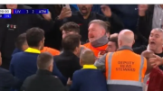 El ataque de furia de Diego Simeone contra los hinchas de Liverpool