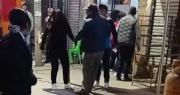 Un hombre encontró a su hija universita ebria en El Alto y su reacción se viralizó en redes sociales