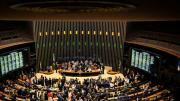 Diputados de Brasil aprobaron trámite urgente de ley de amnistía que podría favorecer a Jair Bolsonaro