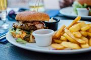 Cuáles son los alimentos que no deberías comer después de las seis de la tarde
