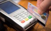 Estafó a sus compañeras y se escapó a Europa