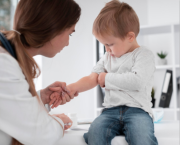 Experta dermatóloga alerta sobre el cuidado de tu piel: revela desde qué edad hay que prevenir la dermatitis