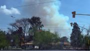Incendio de pastizales en la zona oeste: una gran columna de humo se ve a la distiancia