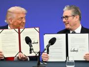 Tras un día a puro glamour con Carlos III, Trump elogia el vínculo inquebrantable con el Reino Unido y firma con Starmer acuerdo millonarios