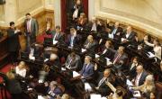 Ayer la calle, hoy los gobernadores: el Senado le bajó otro veto a Milei