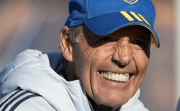 Ni la lesión de Cavani hace que Russo abandone el doble nueve en Boca