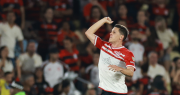 Estudiantes perdió pero luchó y definirá de local frente a Flamengo
