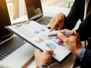Con la economía frenada las empresas se vuelcan a las contrataciones temporales