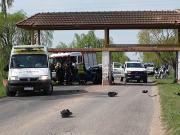 Murieron una mujer y su hija tras chocar con la columna de un limitador de altura en Olavarría