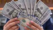 El dólar oficial abre con una suba de $20 y superó la barrera de los $1500