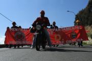 Minero asalariados marchan en La Paz contra la minería ilegal