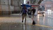Tormenta y granizo en Buenos Aires: vuelos retomados a partir del mediodía y se mantiene la alerta
