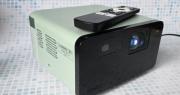 Cómo es el Epson EF21, un proyector portátil que convierte cualquier espacio en cine