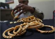 Roban en Egipto brazalete de oro de 3.000 años de antigüedad