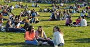 San Martín celebra la llegada de la primavera con música, color y sorpresas