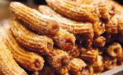 Churros caseros con dulce de leche como los de la playa: el paso a paso más fácil