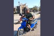 Intentó escapar de un control de tránsito y atacó a una inspectora