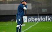 Orfila, molesto y con bronca: “No nos pueden hacer ese gol”