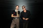 Alejandro Sanz y Rels B sorprenden con “No Me Tires Flores”