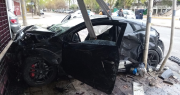 Impactante accidente a metros del Hospital San Martín de La Plata no terminó en tragedia de milagro