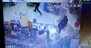 Video: persecución, tiros y un remisero detenido en Ringuelet tras un violento robo en un comercio