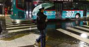 Llueve en La Plata y se espera una tormenta intensa durante la noche: ¿cuándo terminará el temporal?